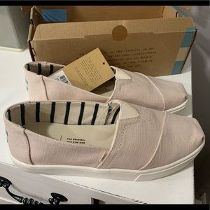 Toms Hertiage shoes